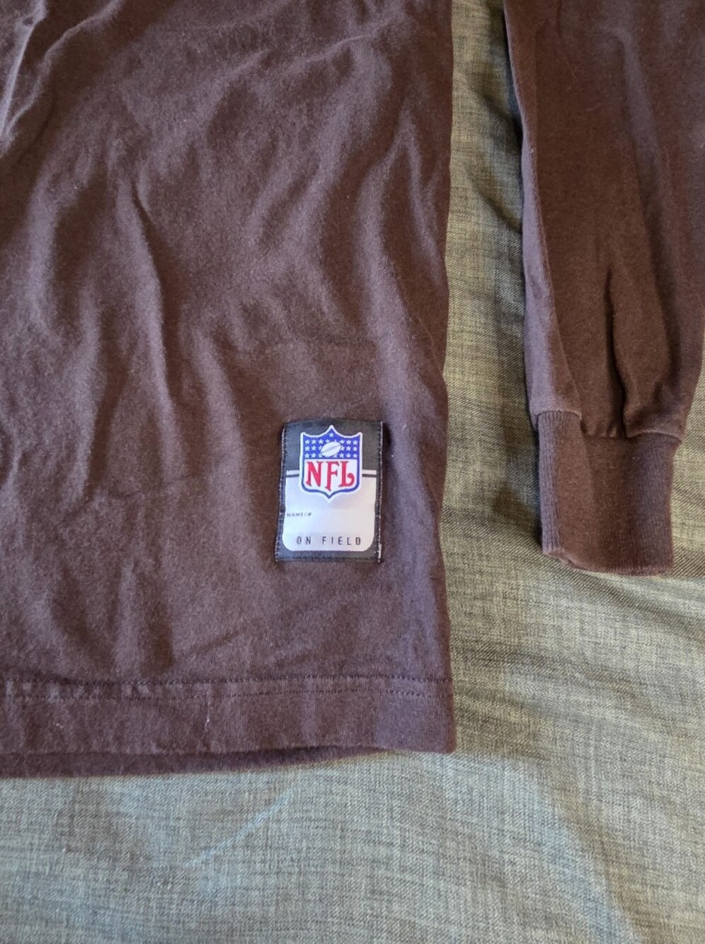 Cleveland Browns Long Sleeved Shirt Size Small - Picture 5 of 7